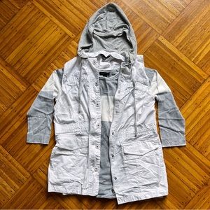 ⭐️SET OF 2⭐️ Tribal White/Gray Sweater + Vest Combo